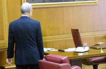 Την Τετάρτη ανακοινώνει ο πρωθυπουργός τις πρωτοβουλίες του για τη διαδοχή