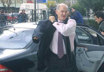 Το προφίλ δημοτικότητας των Κ.Σημίτη, Κ.Καραμανλή και Γ.Παπανδρέου