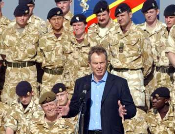 Αιφνιδιαστική επίσκεψη στο Ιράκ πραγματοποίησε ο Τόνι Μπλερ