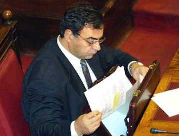 Στη Βουλή το νομοσχέδιο για το νέο αναπτυξιακό νόμο