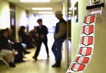 Μειώθηκε για τέταρτο συνεχόμενο μήνα η ανεργία στη Γερμανία το Δεκέμβριο