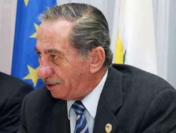 Στην Τουρκία την Κυριακή ο Ντενκτάς, στην Αθήνα σε μία εβδομάδα ο Τ.Παπαδόπουλος