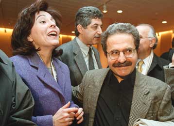 Θετικά κρίνουν τις εξελίξεις στο ΠΑΣΟΚ η Μαρία Δαμανάκη και ο Μίμης Ανδρουλάκης