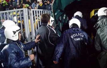 Μόνο οι κάτοχοι κάρτας φιλάθλου στους αγώνες της ΑΕΚ