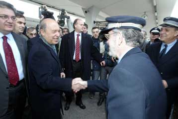 Οι Έλληνες πρέπει να έχουν αυτοπεποίθηση γιατί η χώρα αλλάζει, δηλώνει ο πρωθυπουργός