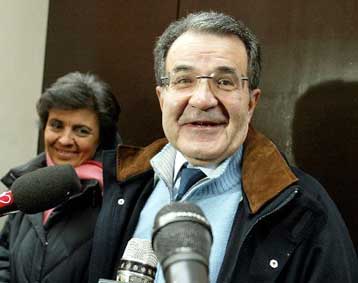 Αποδέκτης απειλητικού δέματος για μια ακόμη φορά ο Ρομάνο Πρόντι