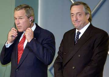 Να μπει τέλος στην «κουβανική δικτατορία» ζητά ο Μπους – Εγκώμια Τσάβες προς Φιντέλ