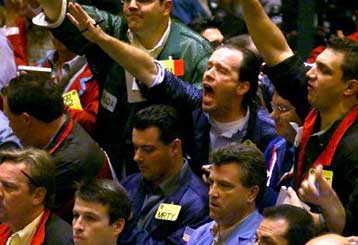 Πάνω από τα 35 δολάρια το βαρέλι ανέρχονται οι τιμές του πετρελαίου