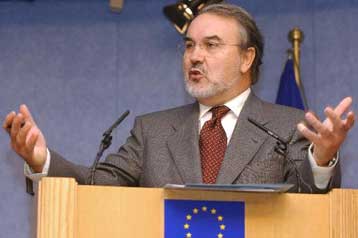 Στο Ευρωπαϊκό Δικαστήριο αποφάσισε να προσφύγει η Κομισιόν κατά του Ecofin