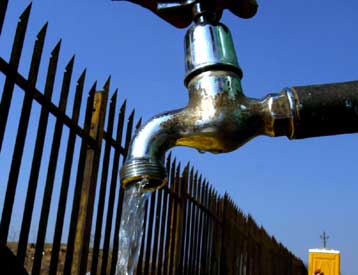 Κατά της Ελλάδας για παραβίαση νομοθεσίας σχετικά με το νερό κινείται η Κομισιόν