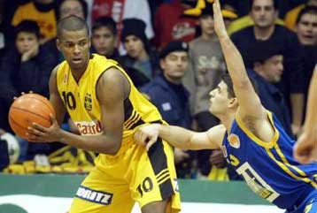 Ήττες στη Ρωσία: ο Αρης 98-93 από την Ουράλ Γκρέιτ, το Περιστέρι 90-79 από την Κίμκι