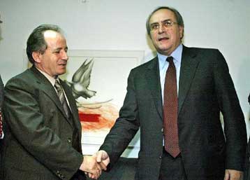 Στηρίζει τη ΓΣΕΕ ο ΣΥΝ εν όψει των διαπραγματεύσεων για τη συλλογική σύμβαση εργασίας