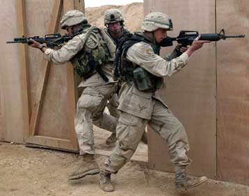 Οι ΗΠΑ παραβιάζουν τη Συνθήκη της Γενεύης στο Ιράκ, σύμφωνα με τη Human Rights Watch