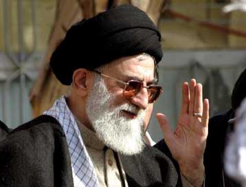 Παρέμβαση Χαμενεΐ σχετικά με τον αποκλεισμό των μεταρρυθμιστών υποψηφίων στο Ιράν