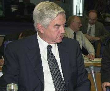 Νέα πρόταση οδηγίας της Κομισιόν για την απελευθέρωση των υπηρεσιών