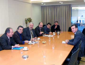 «Θετική προσέγγιση» διαπιστώνει η ΓΣΕΕ στα αιτήματά της για αυξήσεις και 35ωρο