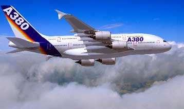 Η Airbus ξεπέρασε σε πωλήσεις την Boeing το 2003