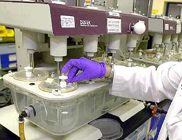 «Ρομποτικός επιστήμονας» σχεδιάζει και εκτελεί δικά του πειράματα