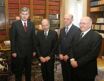 Ευρωπαϊκή συνδρομή για την ομαλοποίηση στη Βοσνία ζήτησε ο Κωστής Στεφανόπουλος