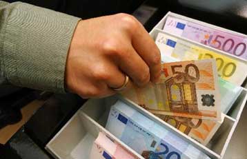 Με ρυθμούς 30% «τρέχουν» τα καταναλωτικά και στεγαστικά δάνεια προς τα νοικοκυριά