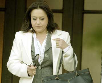 Διευκρινίσεις για την αποχώρηση της Χρ.Αράπογλου από εκπρόσωπος Τύπου του ΠΑΣΟΚ