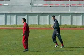 Διάψευση Ολυμπιακού για ενδιαφέρον προς Βύντρα και Γκέκα