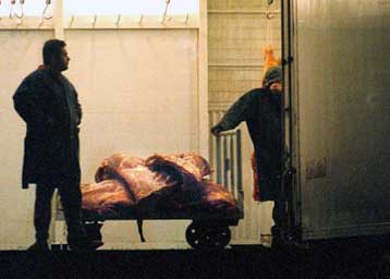 Ελλείψεις στους κανόνες υγιεινής διαπιστώνονται στην κρεαταγορά του Ρέντη