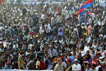 Δυναμική φωνή κατά της κυριαρχίας του ΠΟΕ από το Κοινωνικό Φόρουμ της Βομβάης