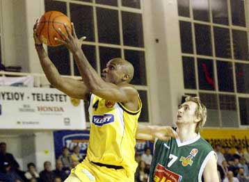 Νοκ άουτ για έξι ματς Ευρώπης και πρωταθλήματος ο Μπλάκνεϊ