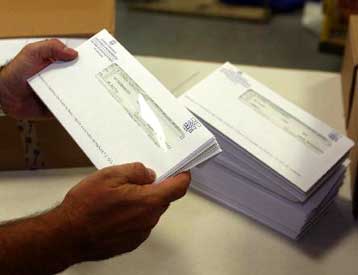 Πάνω από 200.000 φορολογικές δηλώσεις θα υποβληθούν φέτος μέσω Διαδικτύου