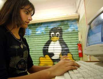 Με αγωγές από τoν όμιλο SCO απειλούνται οι Ευρωπαίοι που χρησιμοποιούν Linux