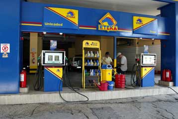 Αναστέλλουν την προγραμματισμένη για τις 26/1 κινητοποίησή τους οι βενζινοπώλες