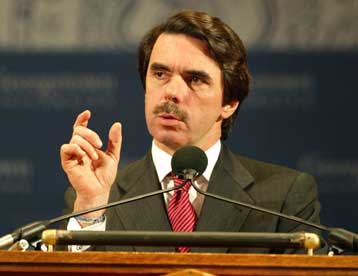 Αποχωρώ γνωρίζοντας ότι η Ισπανία είναι σήμερα καλύτερη από το 1996, λέει ο Αθνάρ