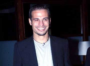 Ενδιαφέρον του Ντέμη Νικολαΐδη για την εξαγορά του πλειοψηφικού πακέτου της ΑΕΚ