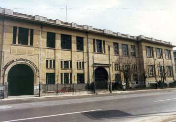 Σε «Βιβλιοθήκη της Πόλης» μετατρέπεται το παλιό Καπνεργοστάσιο στη Λένορμαν