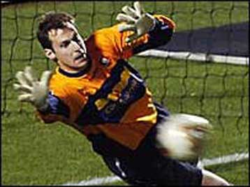 Από το καλοκαίρι στην Τσέλσι ο τερματοφύλακας Τσεχ