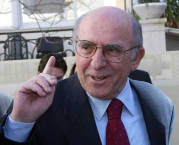 Ανεδαφικές οι υποσχέσεις Παπανδρέου για αντιμετώπιση της ανεργίας, σύμφωνα με ΝΔ, ΣΥΝ