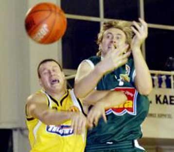 Ο Ιωνικός στην παράταση 97-91 την Κροάσια Σπλιτ, έχασε την ευκαιρία ο Μακεδονικός