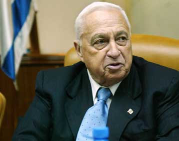 Απειλείται το πολιτικό μέλλον του Σαρόν μετά τη δίωξη επιχειρηματία για δωροδοκία