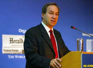 Επικίνδυνο πυροτέχνημα η πρόταση Γ.Παπανδρέου για την ανεργία λέει ο Γ.Αλογοσκούφης