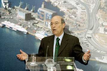 Η νέα ηγεσία του ΠΑΣΟΚ είναι η νέα ηγεσία της χώρας, δήλωσε ο Κ.Σημίτης