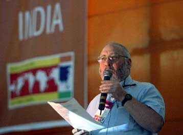 «Πρέπει να μεταρρυθμίσουμε την παγκοσμιοποίηση» λέει ο Τζόζεφ Στίγκλιτς