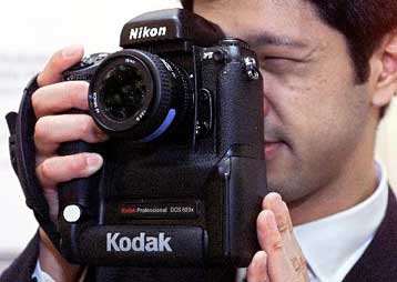 Στην περικοπή 15.000 θέσεων εργασίας προχωρά η Kodak