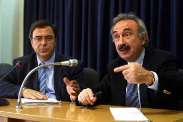 Πόροι 9,25 δισ. ευρώ στην οικονομία το 2004 από το Πρόγραμμα Δημοσίων Επενδύσεων