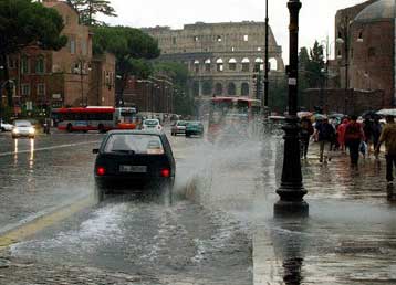 Πέντε νεκροί από την κακοκαιρία στην Τουρκία – Δεκατρείς ζωές χάθηκαν στην Αίγυπτο