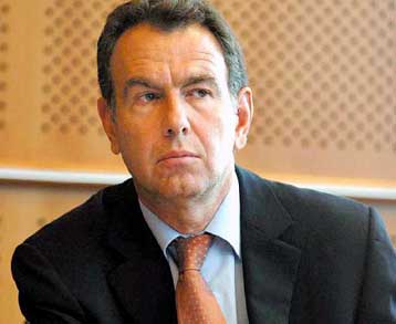 Την παραίτησή του υπέβαλε ο Σπ.Βούγιας – Καταγγελίες βουλευτών για πλαστογράφηση