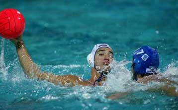 Νίκη παρά την μέτρια εμφάνιση, η εθνική πόλο 7-4 το Καζακστάν