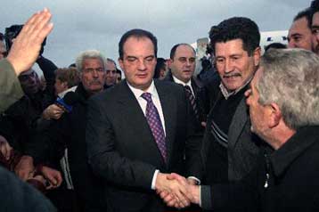 Τοπικό δημοψήφισμα η λύση στο πρόβλημα του Βραχασίου, δήλωσε ο Κ.Καραμανλής