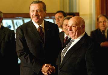 Η πρόταση για διαμεσολαβητή στο επίκεντρο της συνάντησης Ερντογάν-Ντενκτάς στην Αγκυρα