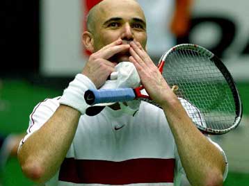 Αγκάσι, Ρόντικ και Ντέιβενπορτ συνεχίζουν στο Australian Open